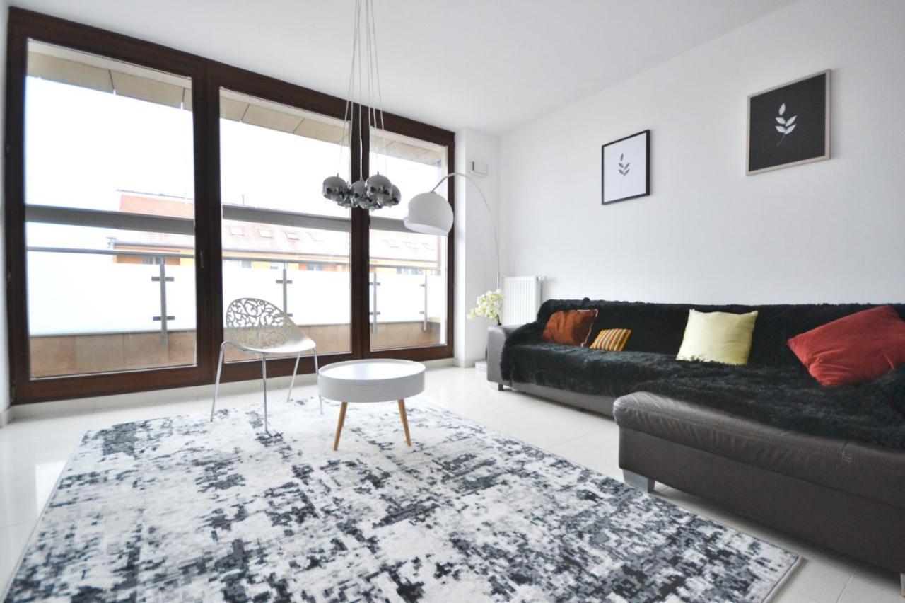 Апартаменти Apartament Kazimierza Wielkiego 5 Познань Екстер'єр фото