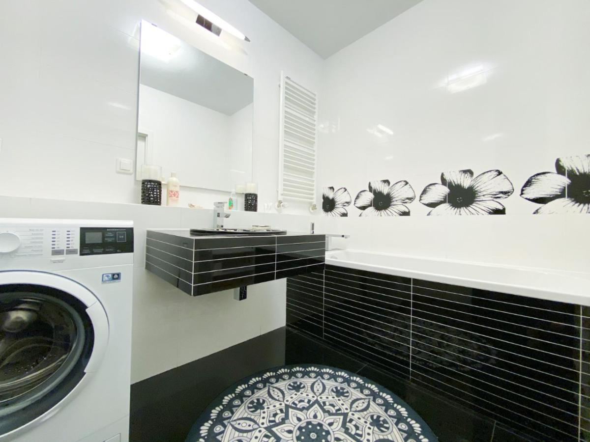 Апартаменти Apartament Kazimierza Wielkiego 5 Познань Екстер'єр фото